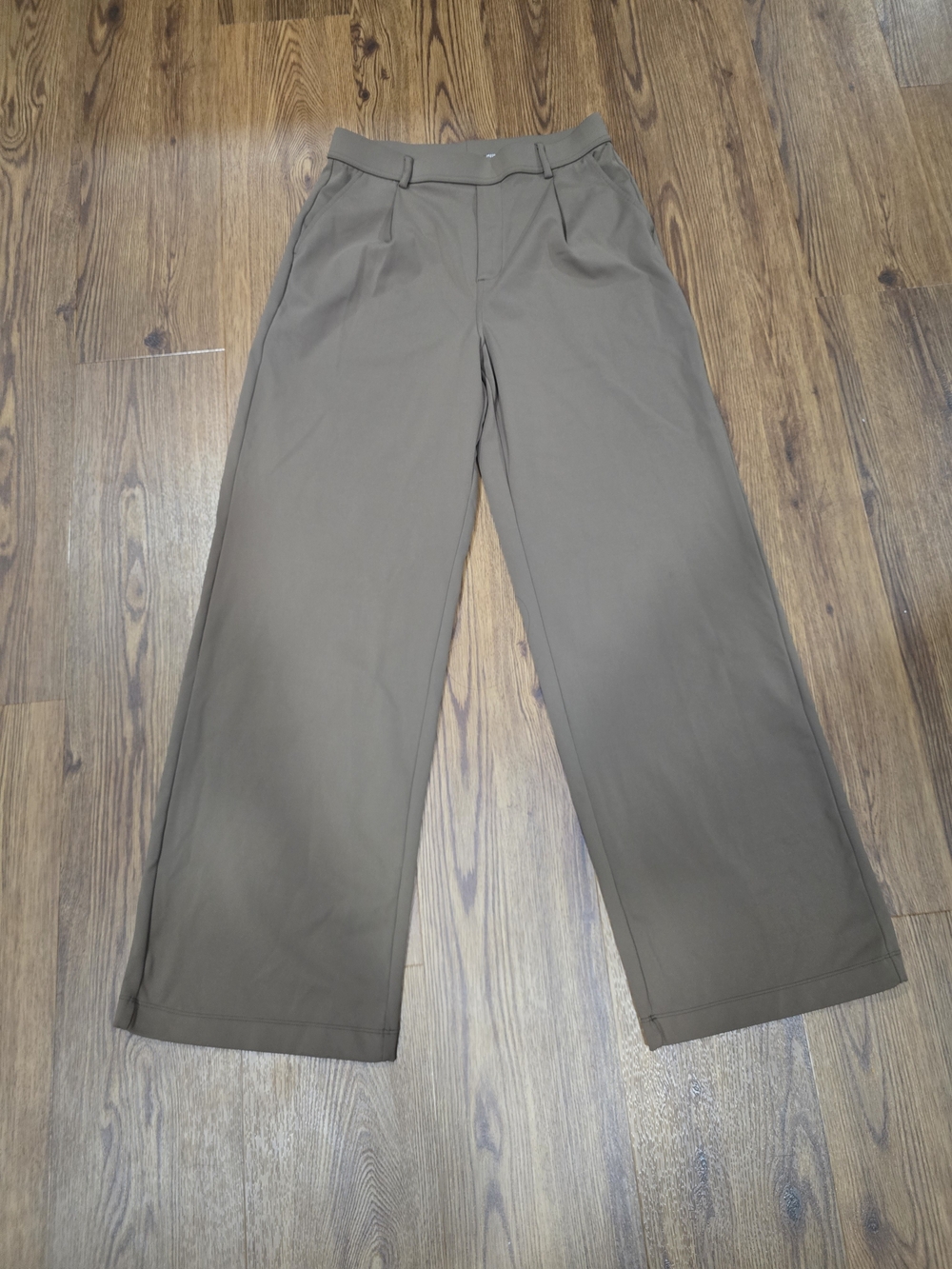 HALARA Wide Leg Pants in Taupe Brown